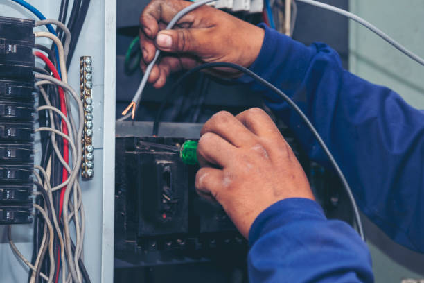 Best Licensed Electrician  in Cambridge, OH